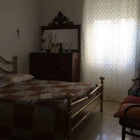 Piazza Borsellino Falcone N°31 *